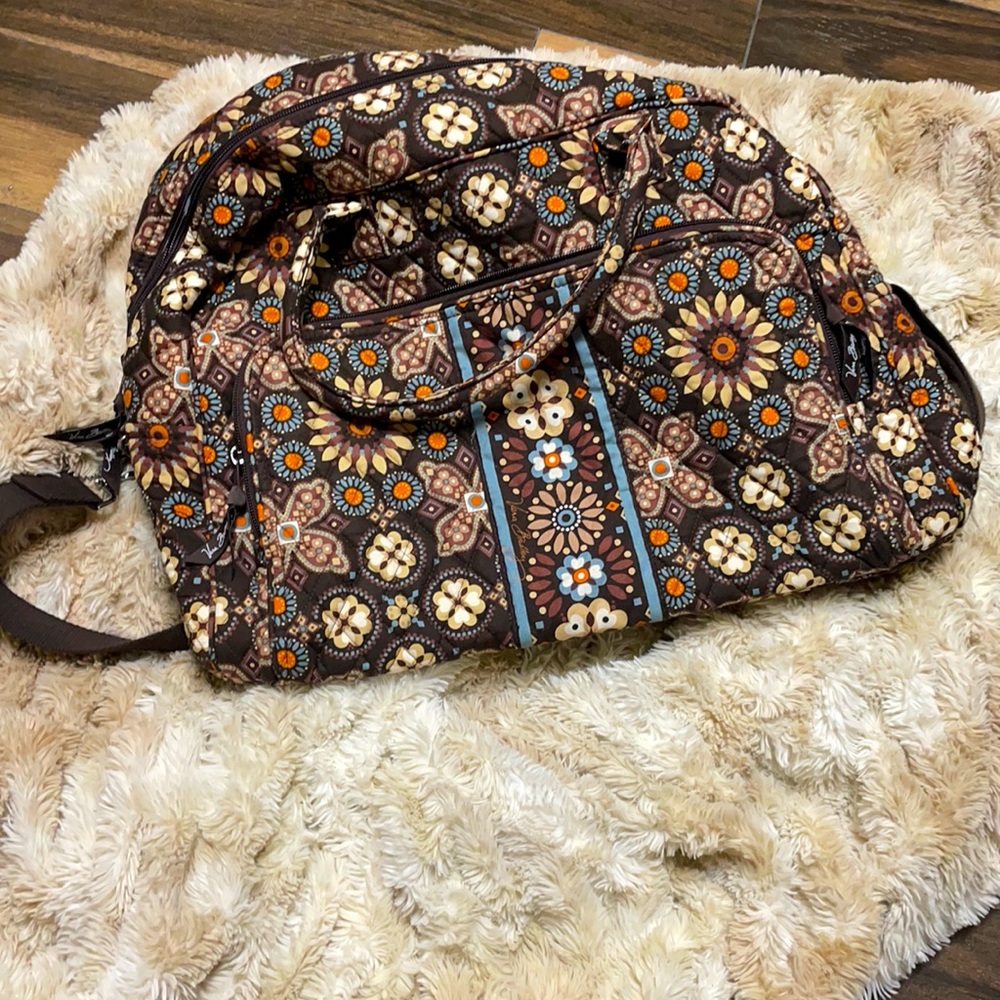 Vera Bradley the weekender bag. Perfect for overnight travels or the gym!!